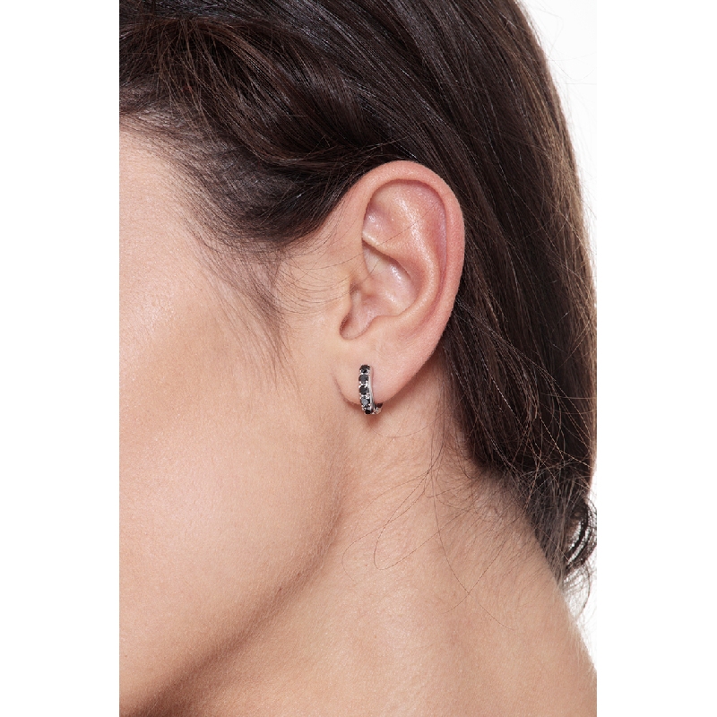 Boucles d’oreilles cercles en or blanc 18k 12 mm diamants noir