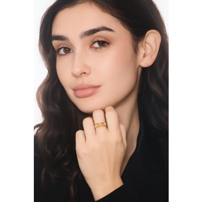 Bague en or blanc 18k avec un diamant et 5 citrines