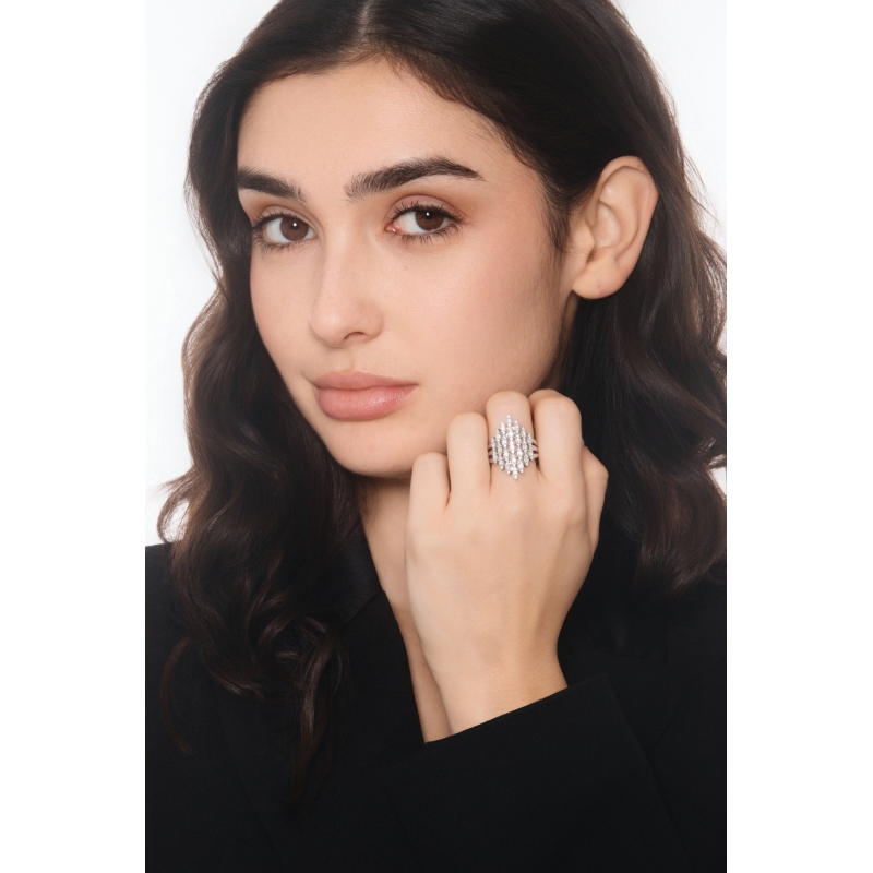 Bague design femme or blanc diamant