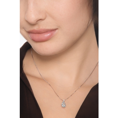 Collier goutte en or blanc 18k avec diamant et aiguemarine