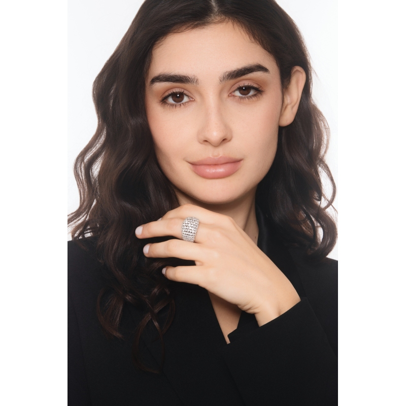 Bague jonc souple en or blanc avec diamants