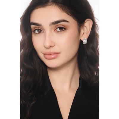 Boucles d’oreilles design avec illusion de navettes en or blanc