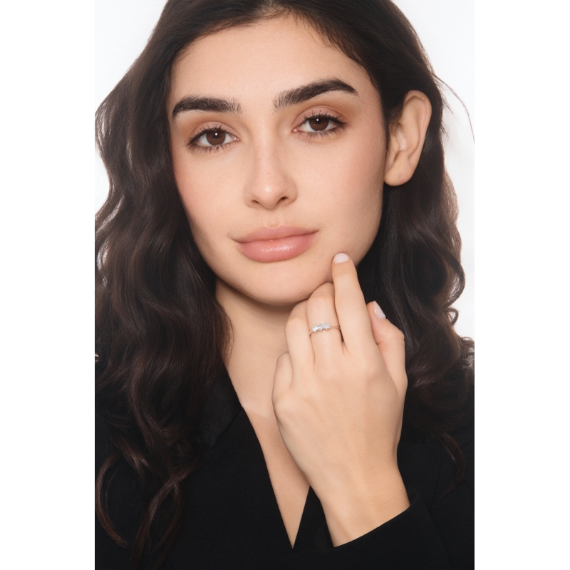 Bague trilogy linéaire en or blanc avec diamants