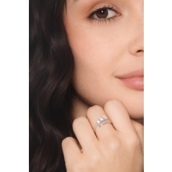 Bague trilogy contrarié en or blanc 18k avec diamants 2