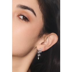 Boucles pendantes trois rangs or blanc 18k avec diamants 2