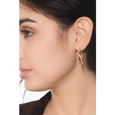 Boucles d’oreilles pendantes en or jaune 18k avec design géométrique