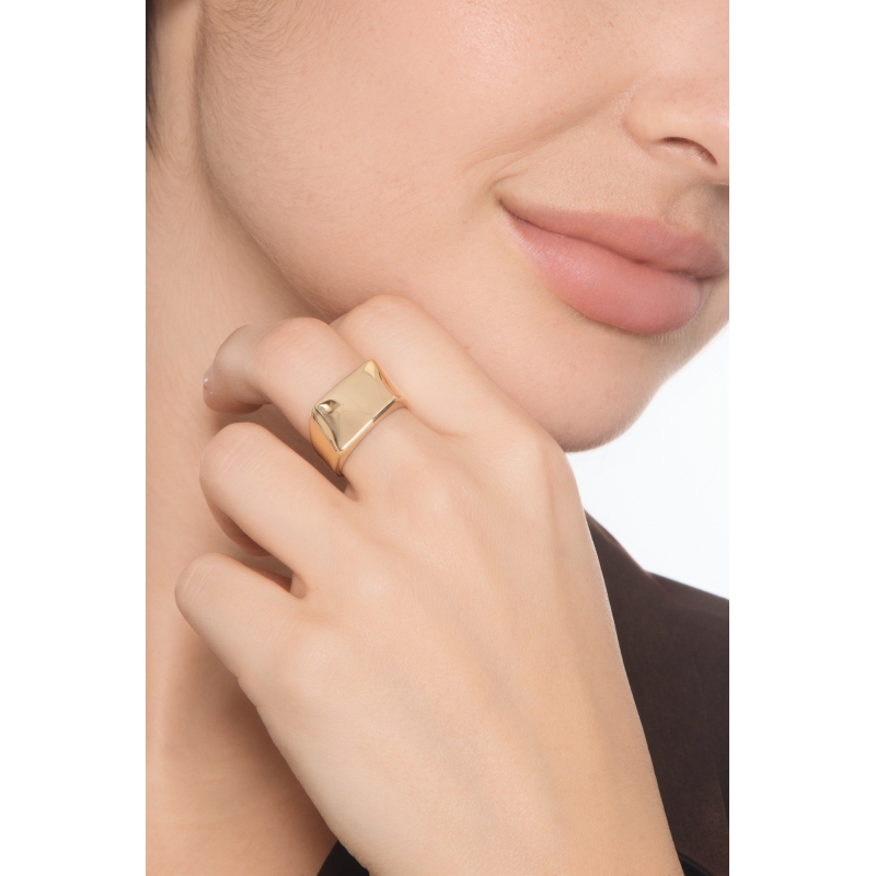 Bague en or jaune 18k design bande rectangulaire