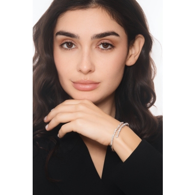 Bracelet rigide en or blanc 18 carats avec diamants 