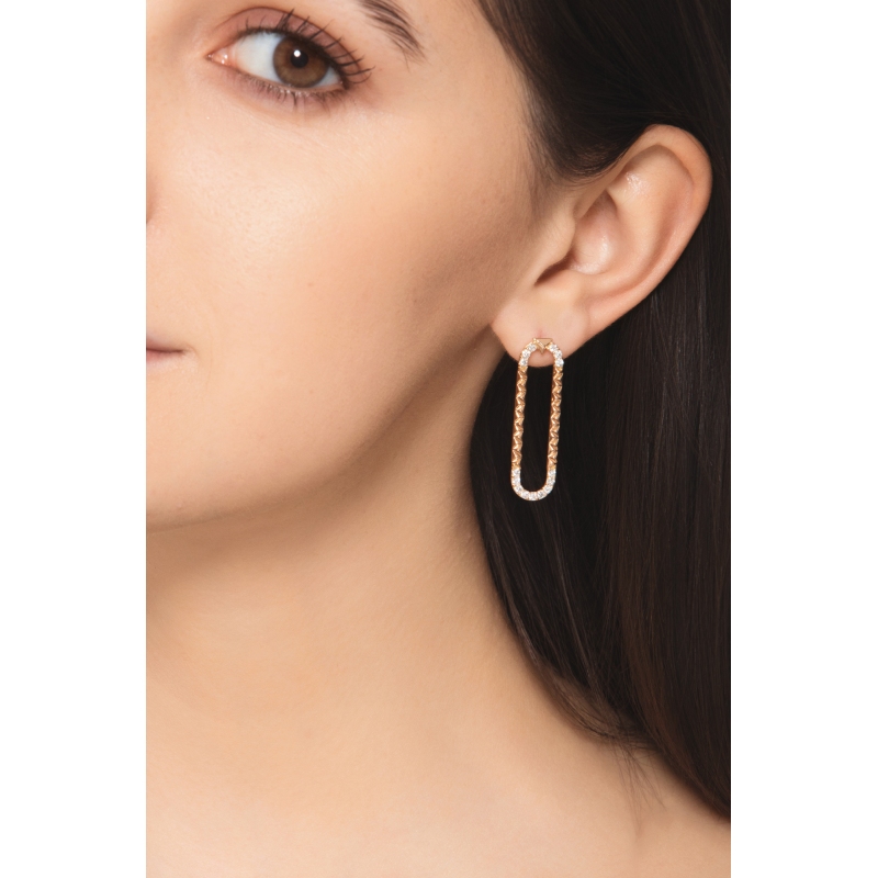 Boucles d oreilles en or rose 18K avec détails diamants