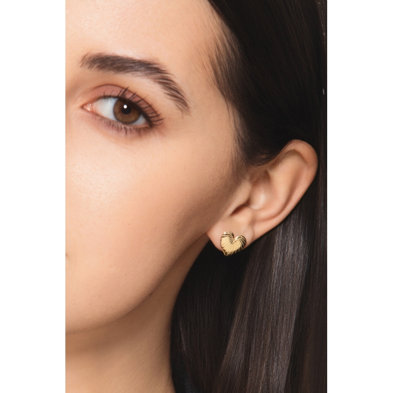 Boucles d’oreilles cœur rayé en or jaune 18k