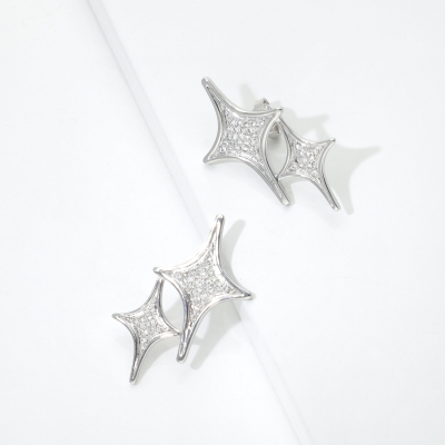Boucles d’oreilles en or blanc 18k étoiles en diamants
