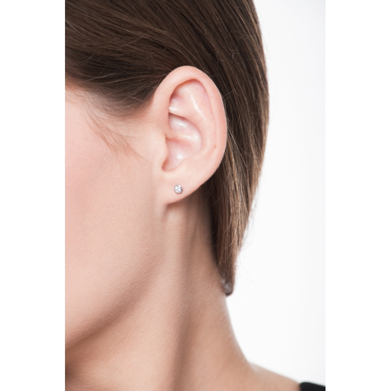 Mono boucle d'oreille avec diamant et or 18K