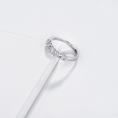 Demi-Alliance 7 Diamants Or Blanc 18K CT 0,55