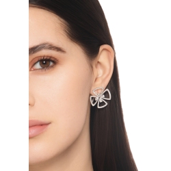 Boucles d’oreilles en or blanc 18k avec fleurs en diamants 2