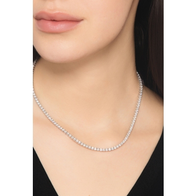 Collier tennis linéaire en or blanc 750 avec diamants