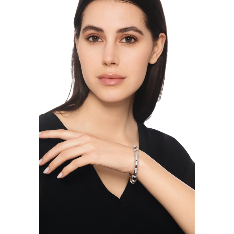 Bracelet élastique en or blanc 18k avec rangées de diamants