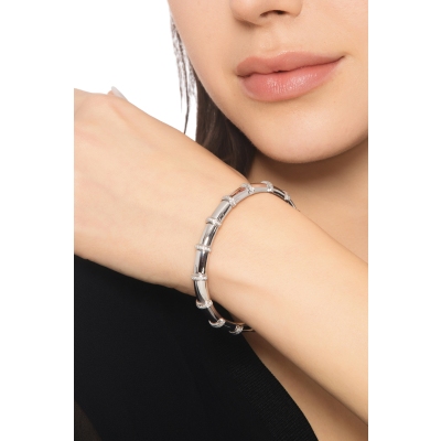 Bracelet élastique en or blanc 18k avec rangées de diamants