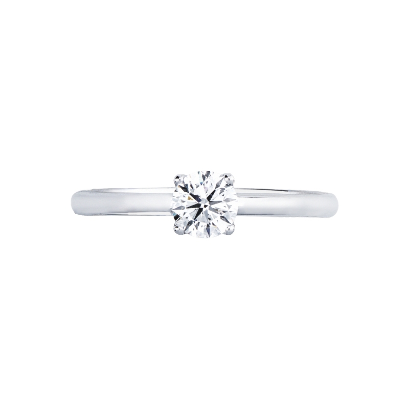 Bague solitaire en or blanc 18k à quatre griffes avec diamant CT 0.50