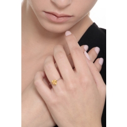 Bague romantique en or blanc 18k avec un citrine 2