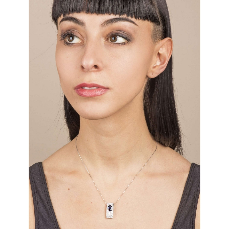 Collier en or blanc 18k avec diamants et saphir bleu