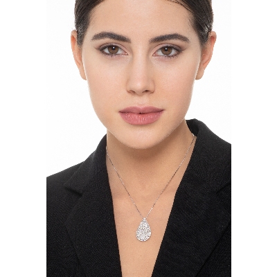Collier or blanc 18K avec pendentif pavé de diamants