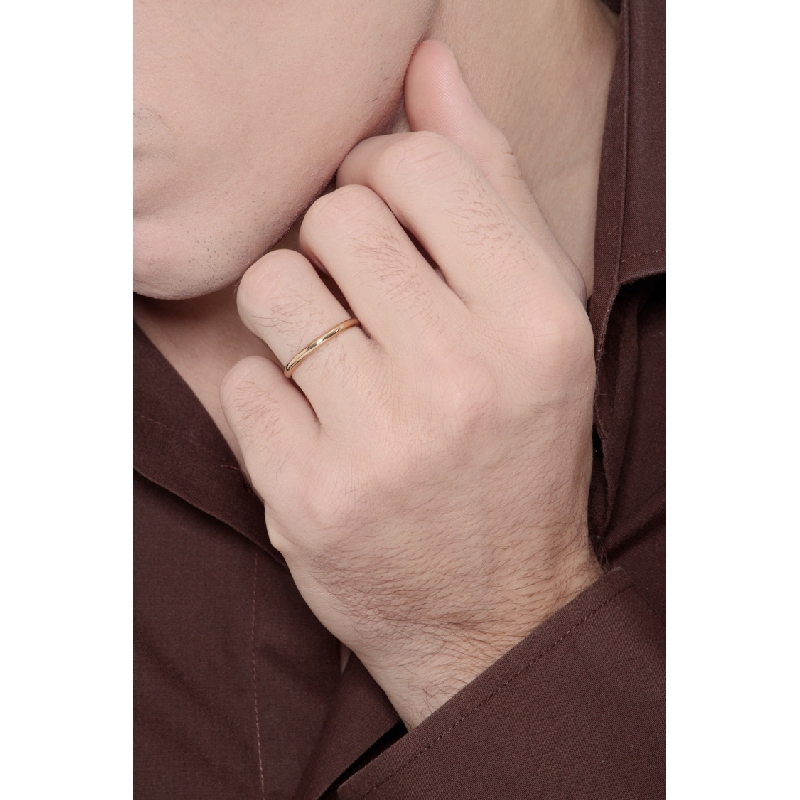 Alliance demi jonc en or jaune 18 carats