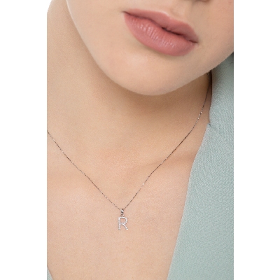 Collier en or blanc 18k avec lettre R sertie de diamants