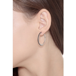 Boucles d'oreilles cercle en or blanc 18 carats avec diamants noirs 2