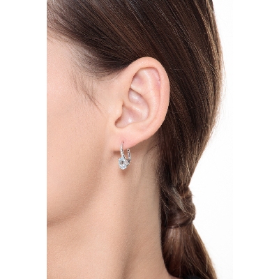 Boucles d’oreilles dormeuses en or blanc avec aigue-marines et diamants