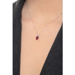 Collier en or blanc 18k avec un rubis central 2