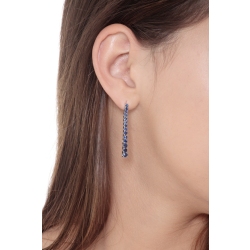 Pendientes tenis en oro blanco de 18 quilates con zafiros azules 2