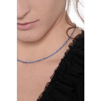 Collier de tennis en or blanc 18k avec saphirs 