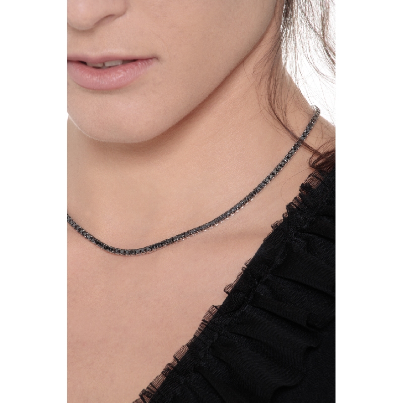 Collier tennis en or blanc 18k avec diamants noirs 