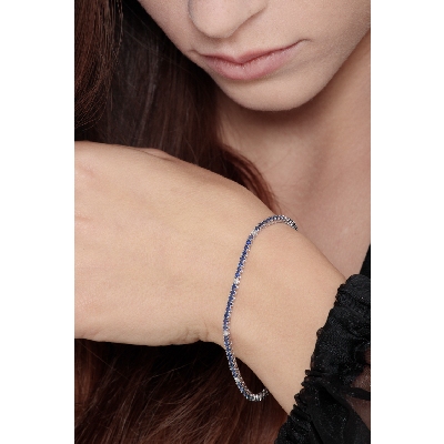 Bracelet Tennis en or blanc 18k avec diamants et saphirs bleus