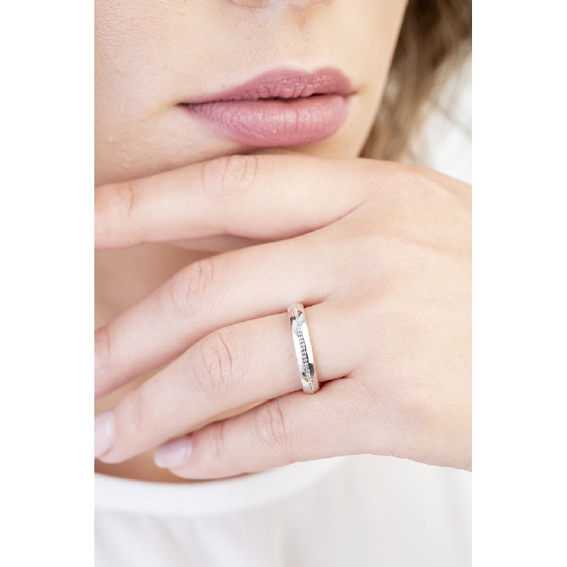 Alliance en or blanc 18 carats 750