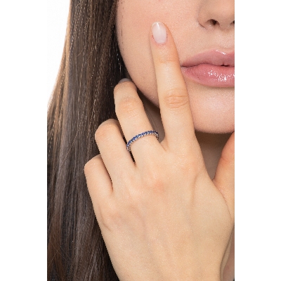 Bague Eternity or blanc 18k avec saphirs bleus 1,01 ct