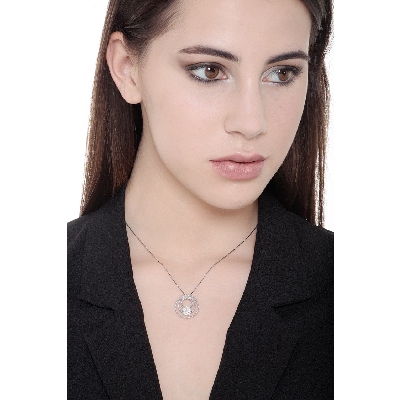 Collier en Or Blanc 18k avec Pendentif Fleur en Diamants et Cercles