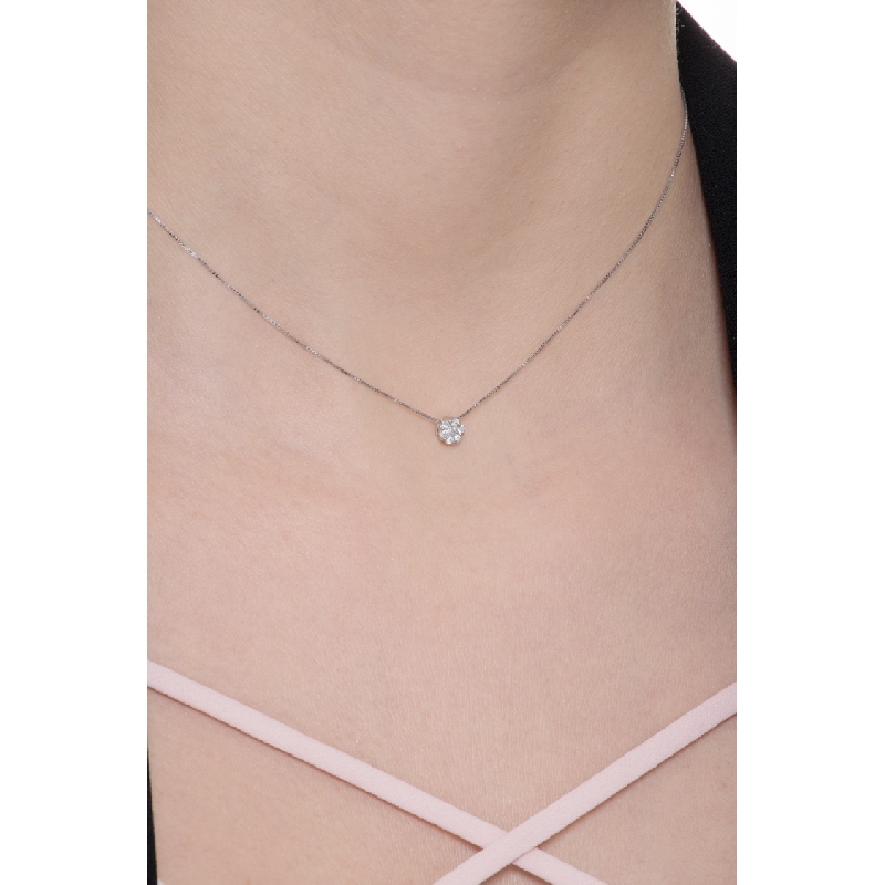 Collier Lumière en or blanc 18 carats avec diamants