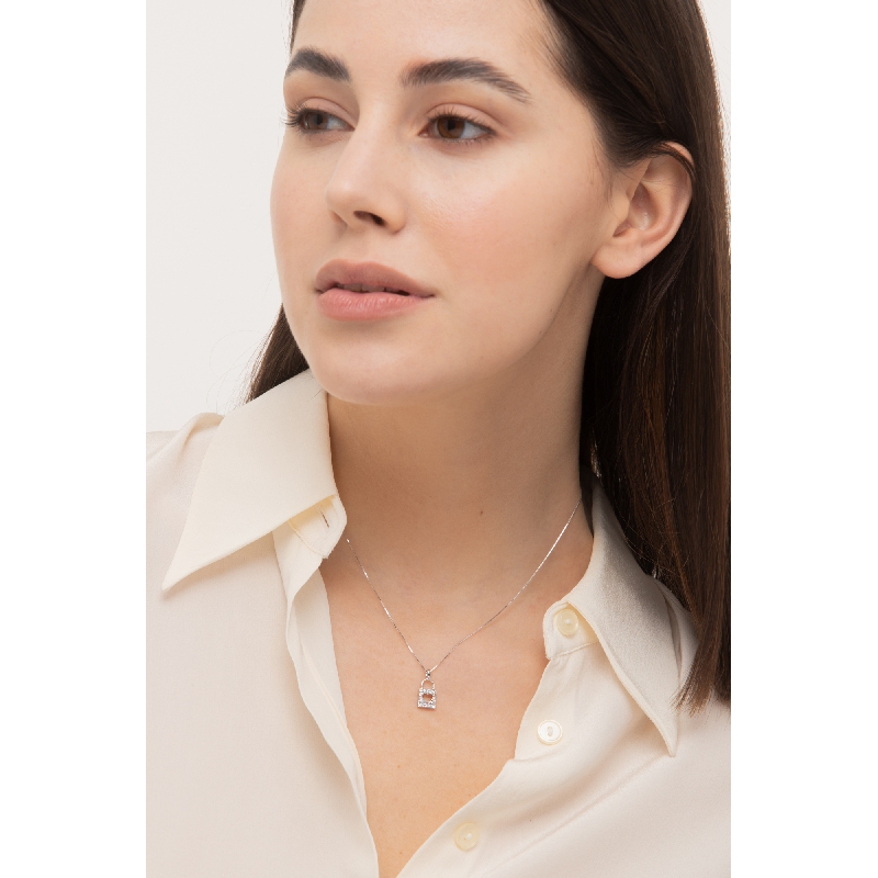 Collier en or blanc 18k avec pendentif cadenas et coeur