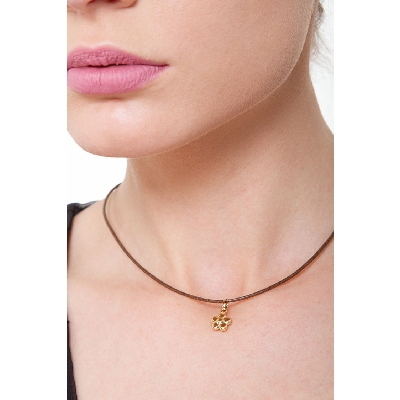 Pendentif fleur bombée en or jaune 18k