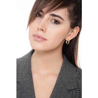 Boucles doreilles circulaires a tige plate en or jaune 18k