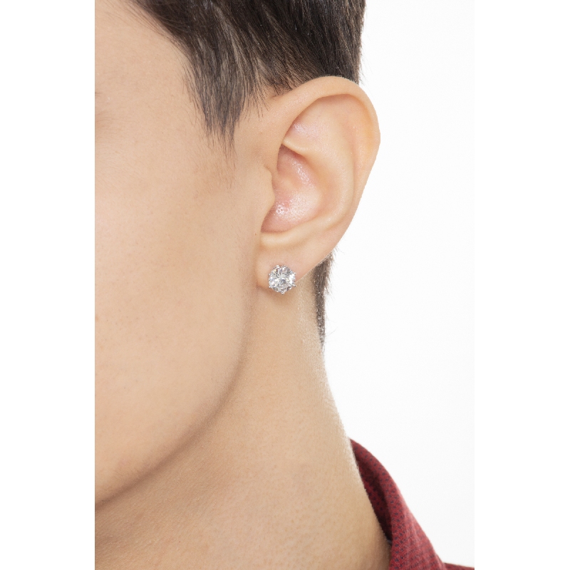 Mono boucle d’oreille solitaire en or blanc 18k avec zircon 8 mm.
