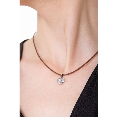 Pendentif cœur en or blanc 18K diamanté, 1 cm